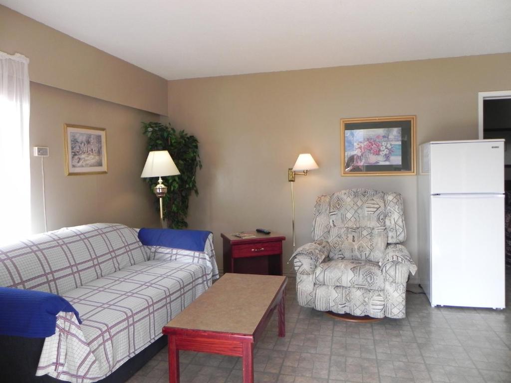 Destiny Beach Resort Osoyoos Kamer foto