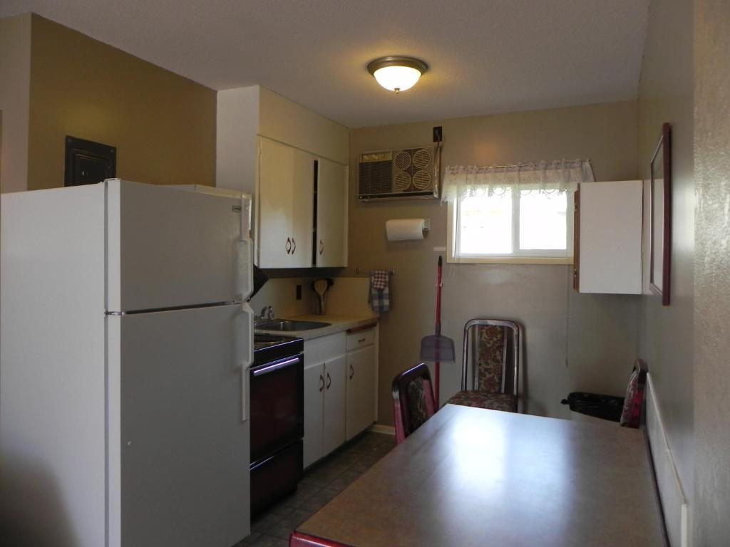 Destiny Beach Resort Osoyoos Kamer foto