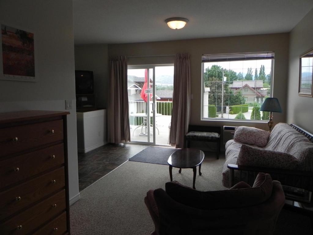 Destiny Beach Resort Osoyoos Kamer foto