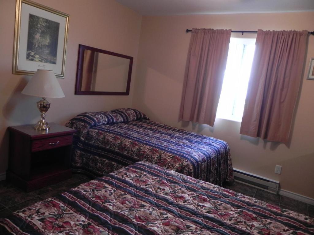 Destiny Beach Resort Osoyoos Kamer foto