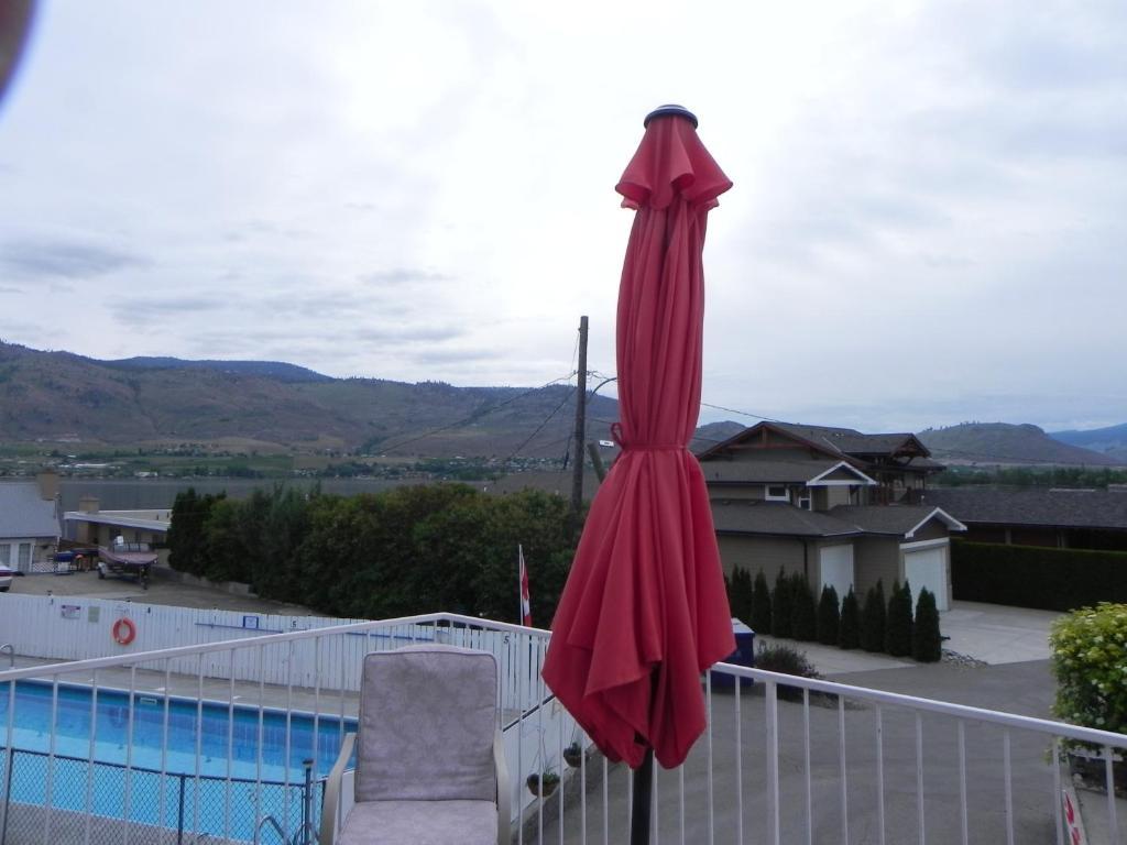 Destiny Beach Resort Osoyoos Kamer foto