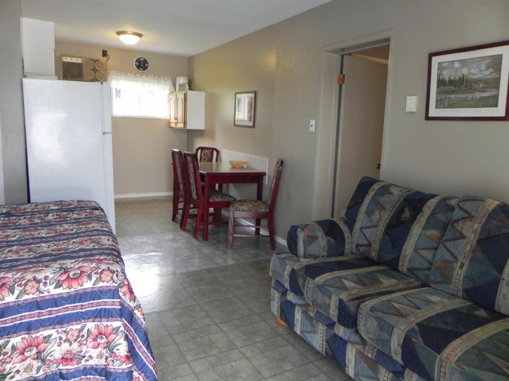Destiny Beach Resort Osoyoos Kamer foto