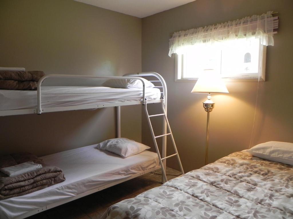 Destiny Beach Resort Osoyoos Kamer foto