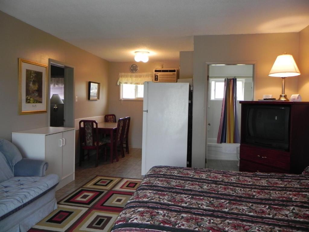 Destiny Beach Resort Osoyoos Kamer foto