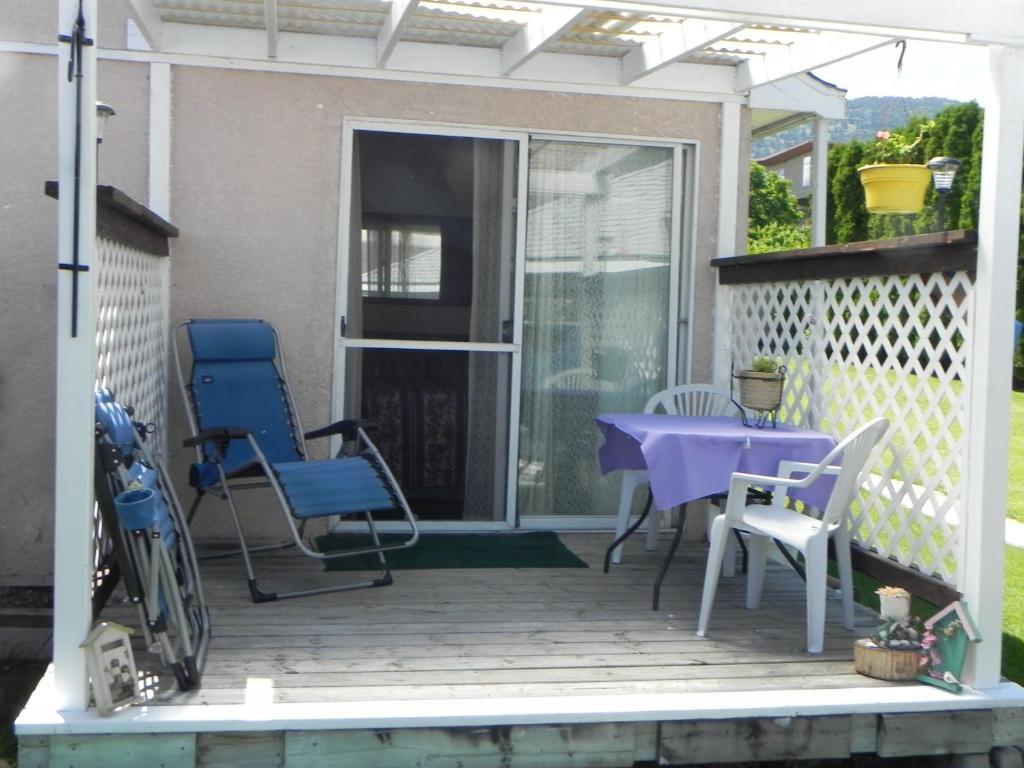 Destiny Beach Resort Osoyoos Buitenkant foto